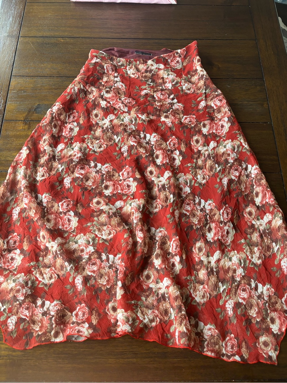 Floral A-Line Midi Skirt in Red and Cream
